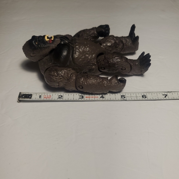 King Kong 2020 Playmates Action Figure Skull Island - Picture 10 of 10